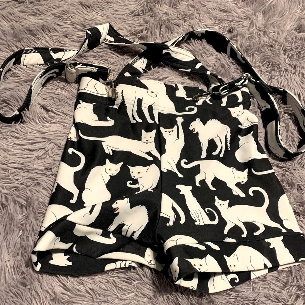 XS Blackmilk Cool Cat Woodchucks PC